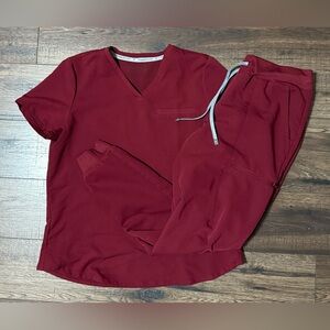 Fabletics Scrub Set - size medium